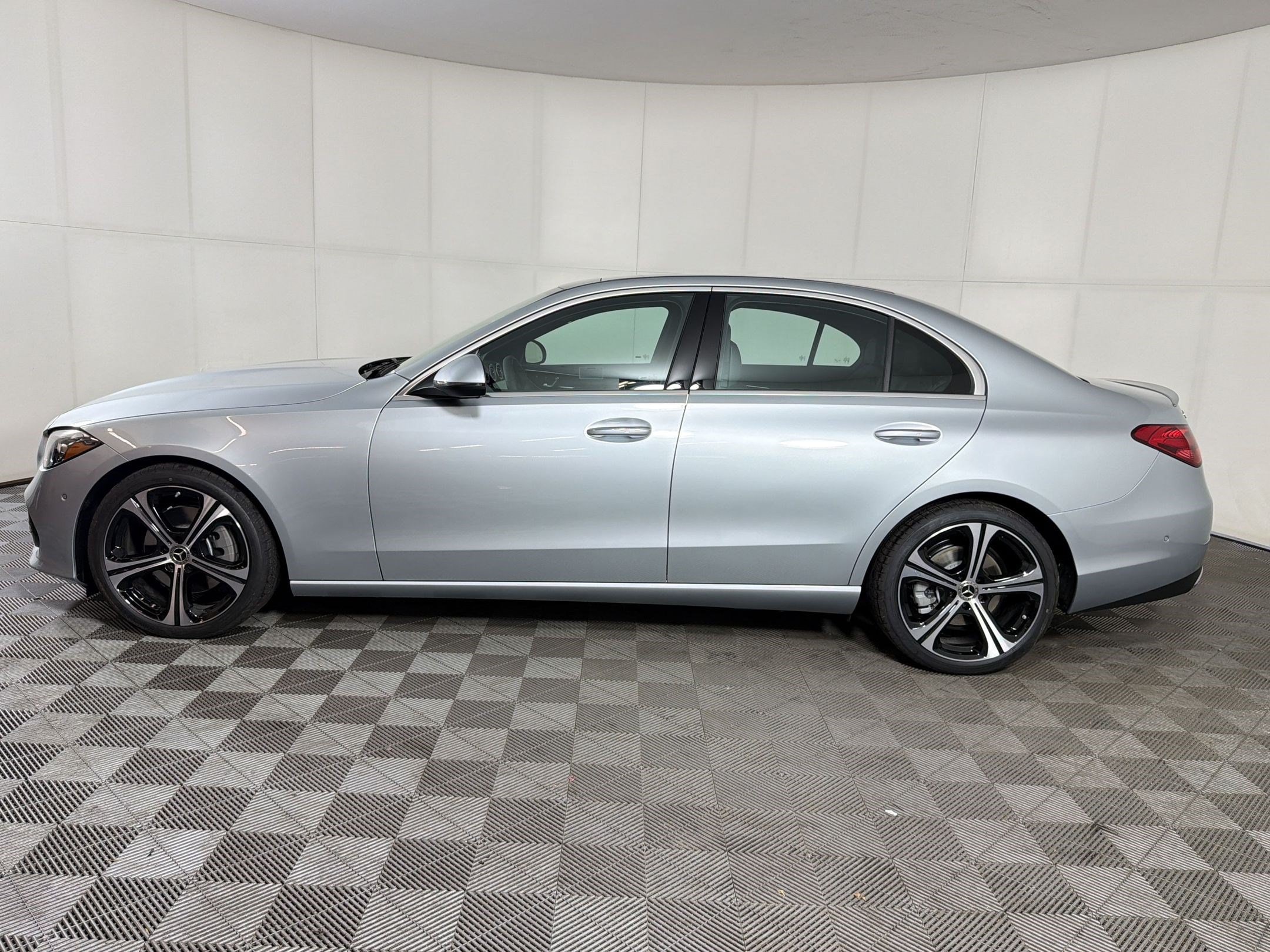 mercedes-benz c-class sedan 2026 W1KAF4HB8TR339062 image mercedes-benz c-class sedan 2026 W1KAF4HB8TR339062 image